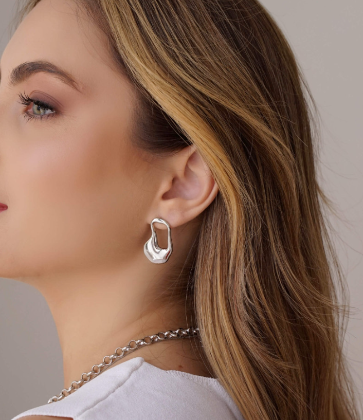 Brinco Orgânico Dourado - Banhado a ouro 18k