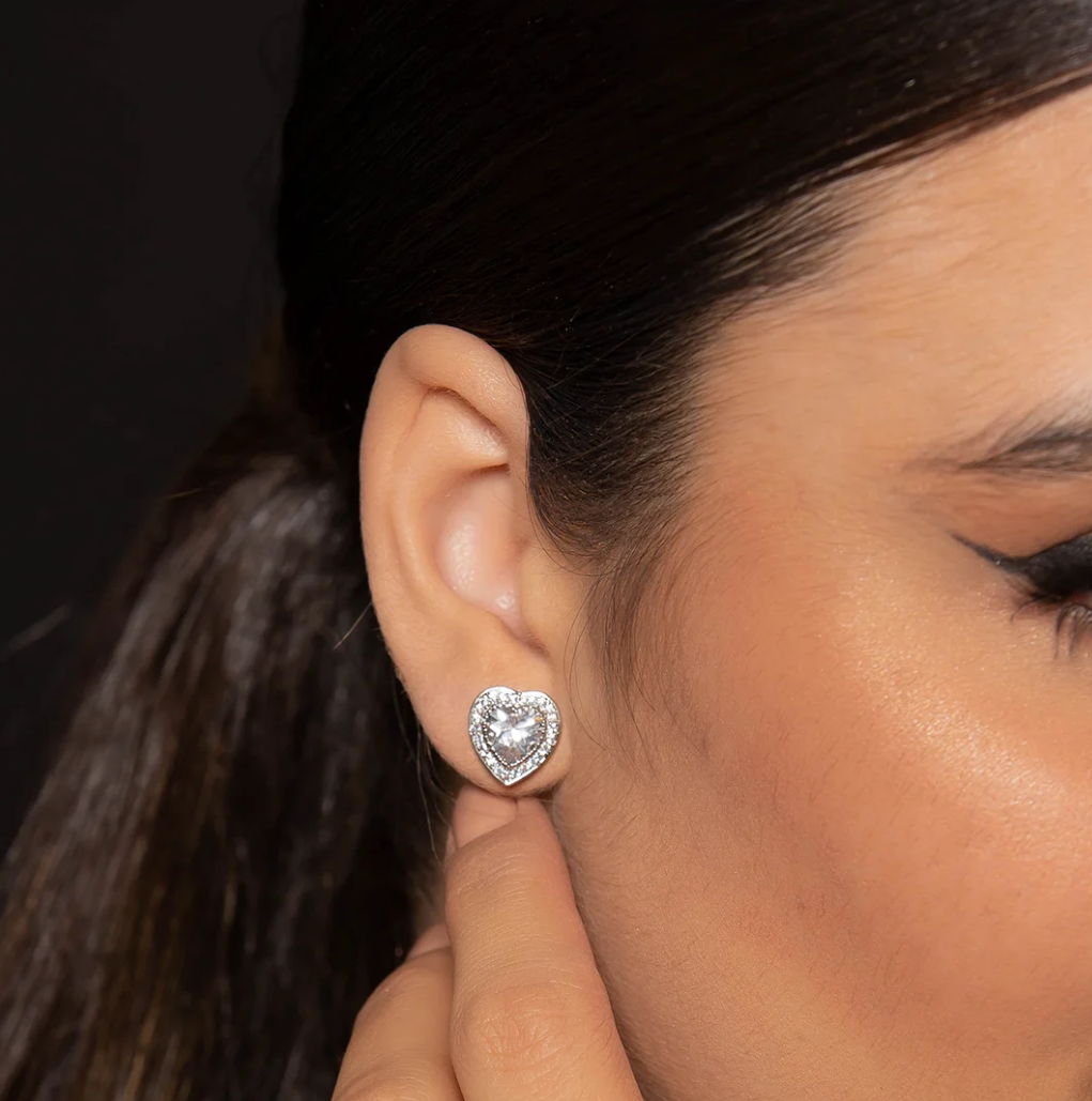 Brinco de Coração Luxo - Cravejado com Zircônias