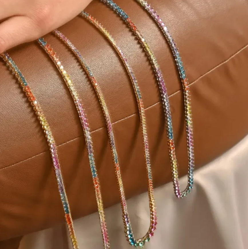 Riviera três pontas color 3mm - Cravejada com zircônias