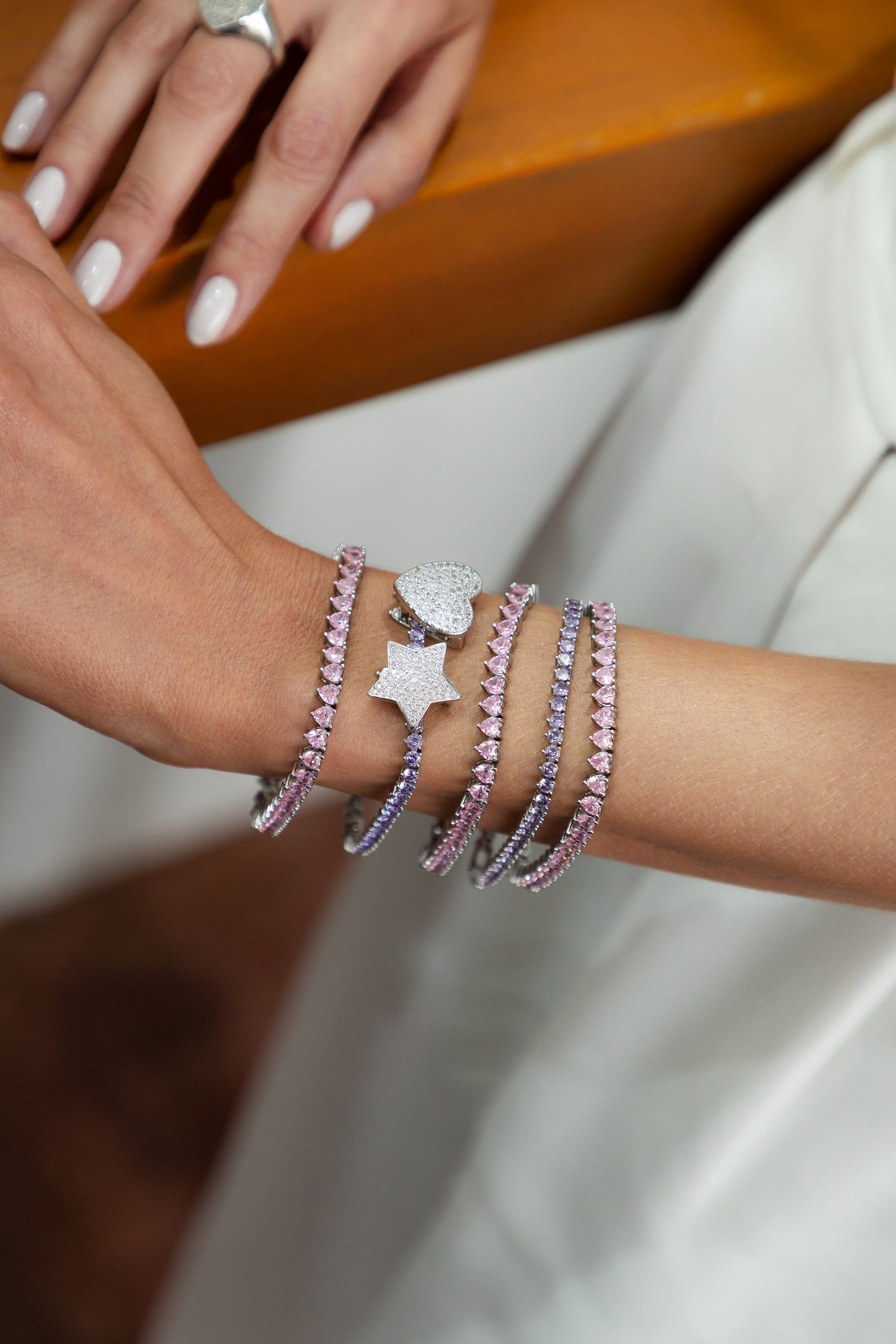 Pulseira Riviera Pink e cristal - Cravejada com zircônias