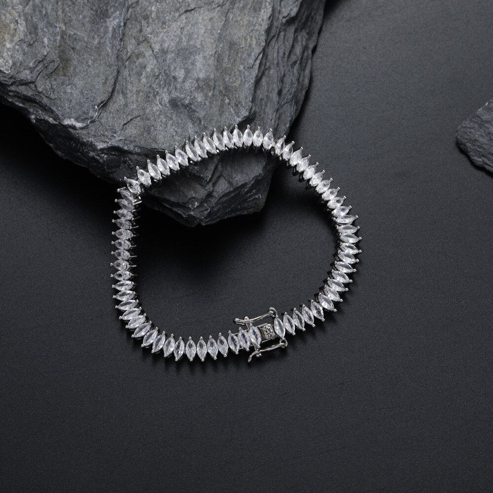 Pulseira Navete Cristal - Cravejada com Zircônias