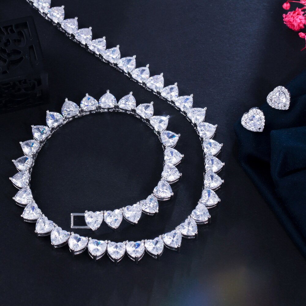 Conjunto Riviera e Brinco Coração - Cravejados com Zircônias