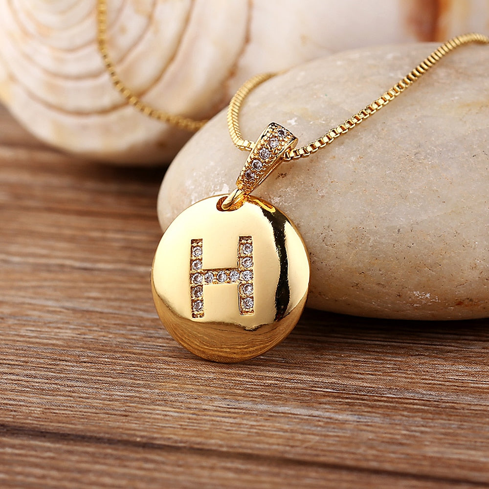 Colar Medalha de Letra Gold