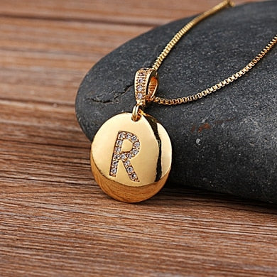 Colar Medalha de Letra Gold