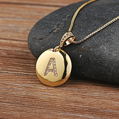 Colar Medalha de Letra Gold