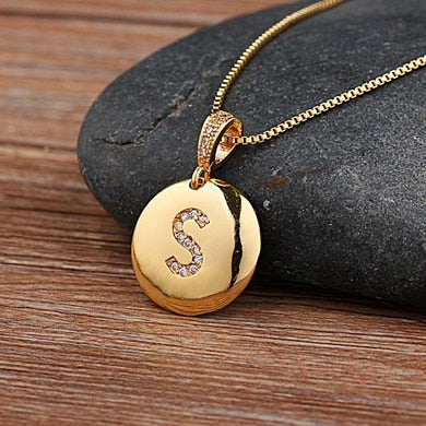Colar Medalha de Letra Gold