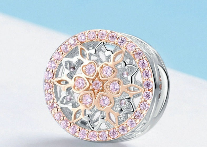 Charm Bela Flor - 100% Prata 925 Cravejado com Zircônias