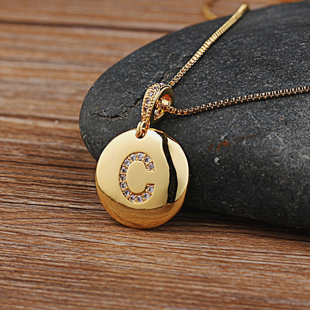 Colar Medalha de Letra Gold