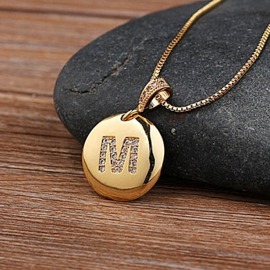 Colar Medalha de Letra Gold