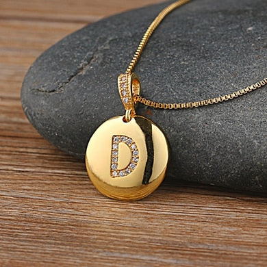 Colar Medalha de Letra Gold