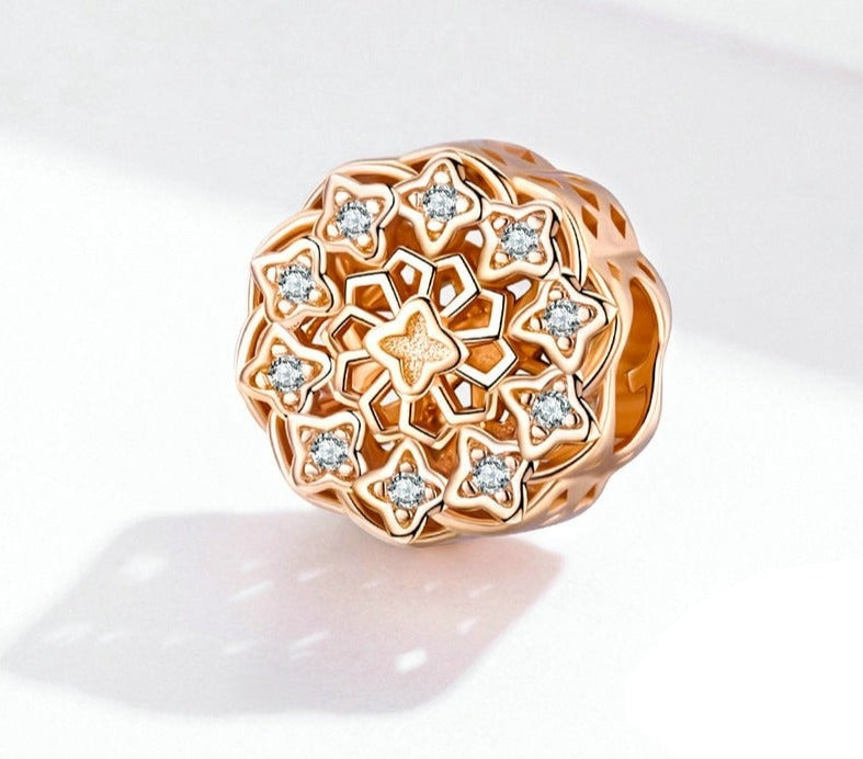 Charm Golden Star - 100% em Prata 925