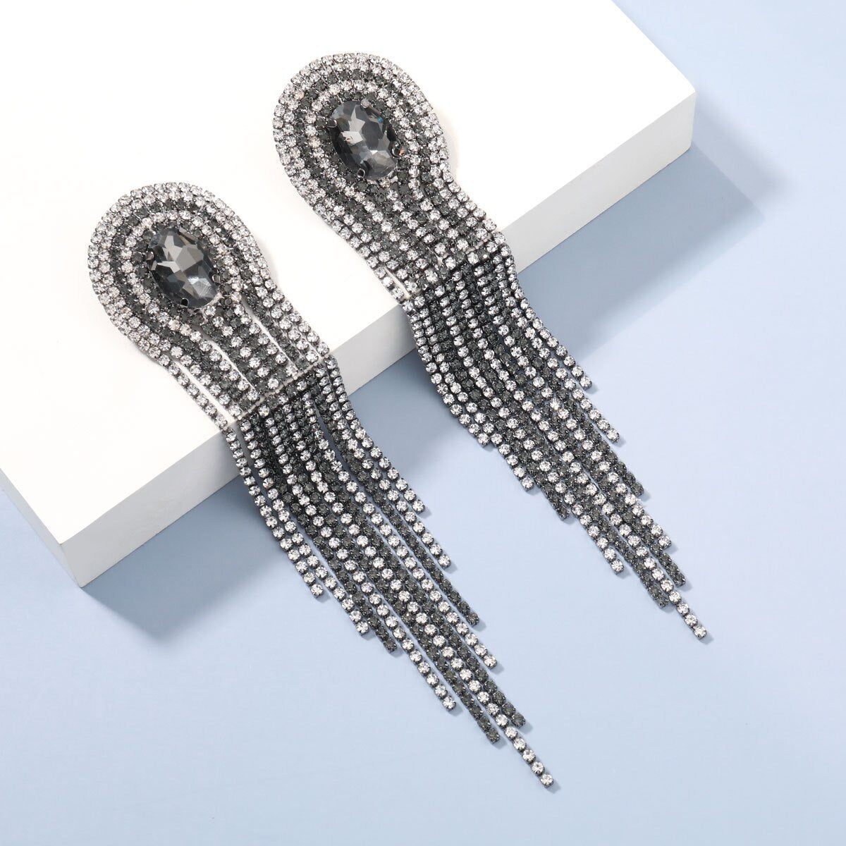 Brinco Juliette - Cravejado com Strass