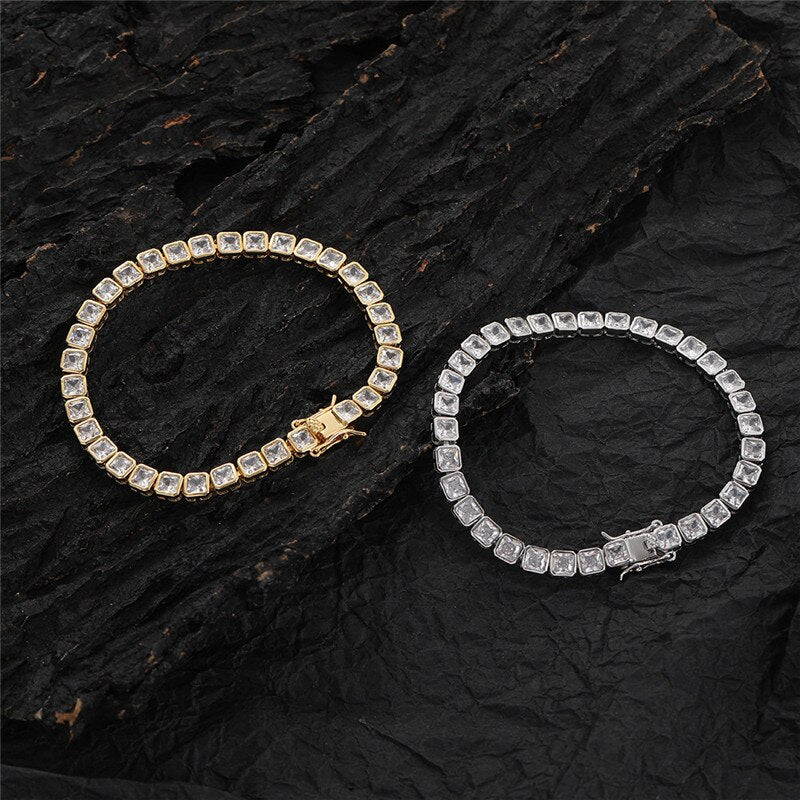 Pulseira Quadradinha Cristal 4 mm - Cravejada com Zircônias