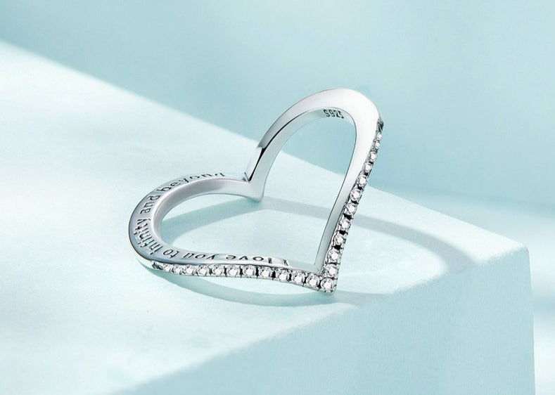 Anel Infinity Love - 100% Prata 925 cravejado com zircônias