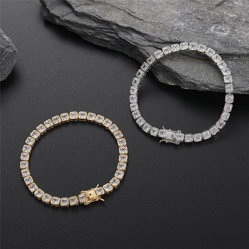 Pulseira Quadradinha Cristal 4 mm - Cravejada com Zircônias