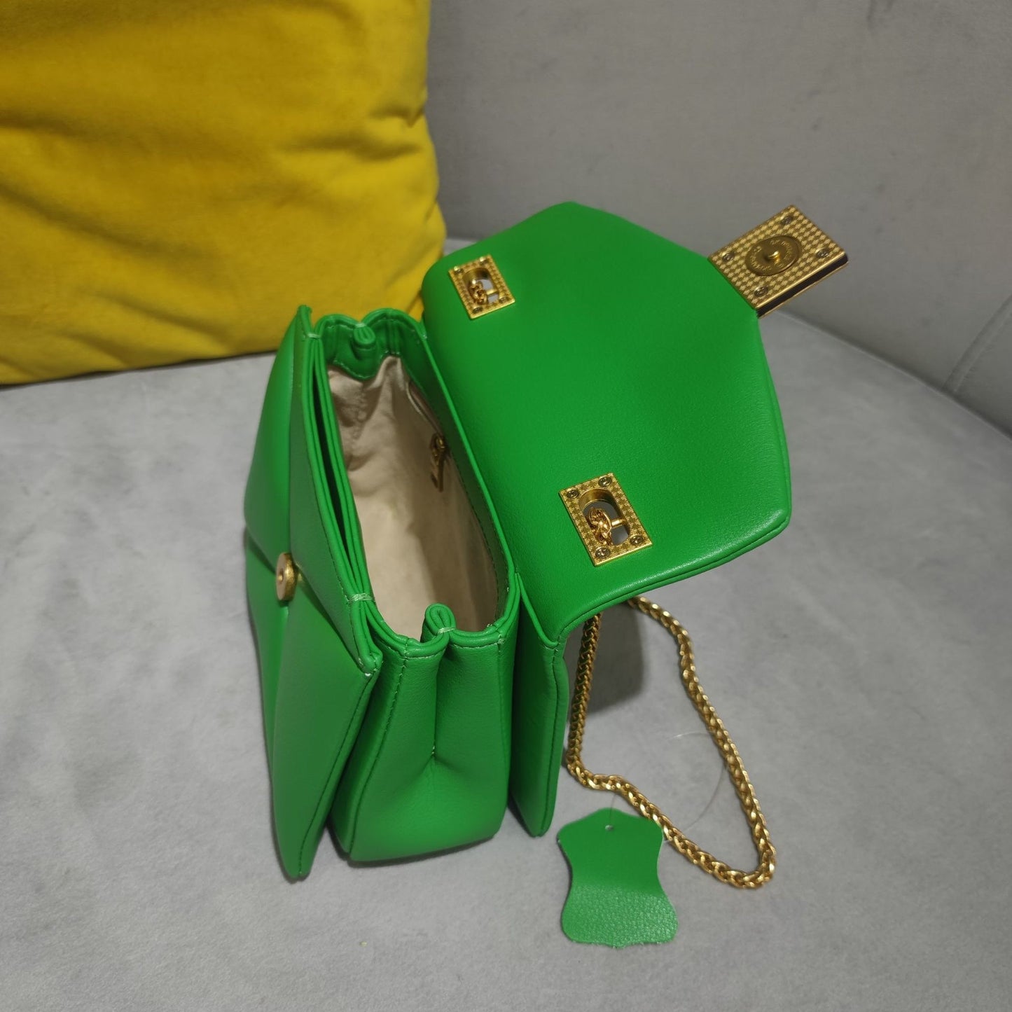 Bolsa One Stud - 100% Couro Legítimo