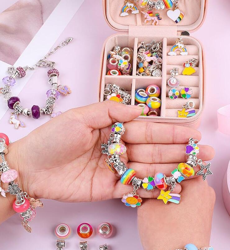 Kit de Pulseiras e Berloques Princess