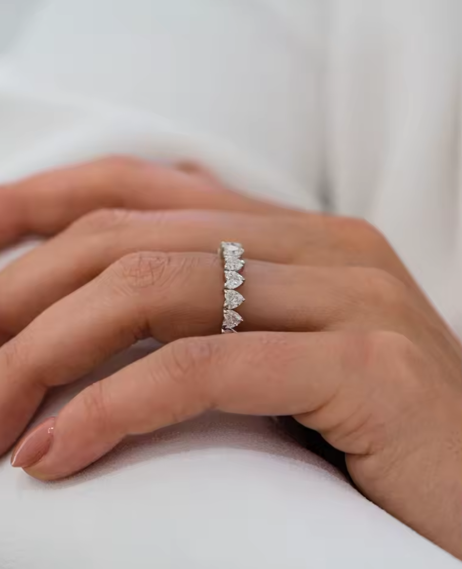 Anel Aparador de Coração Moissanite - 100% Prata 925