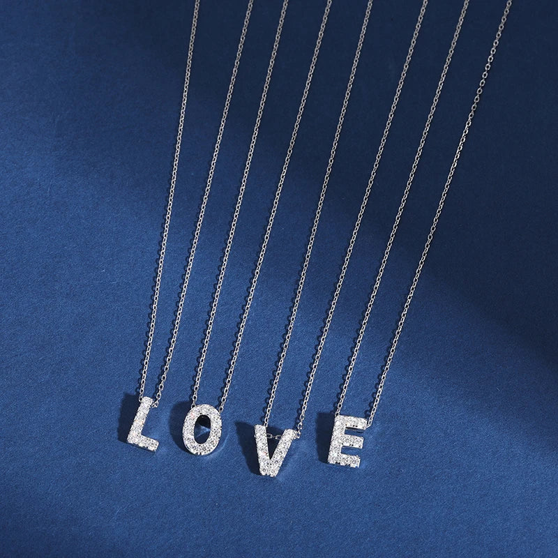 Colar Letra Petit Moissanite - 100% Prata 925