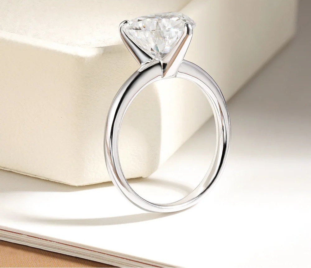 Anel solitário de Coração Moissanite - 100% Prata 925