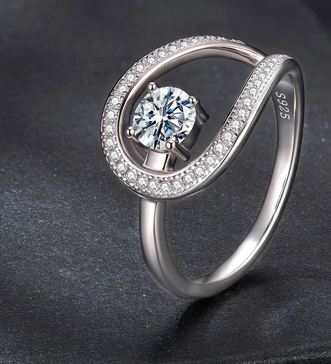 Anel Luna Moissanite - 100% Prata 925