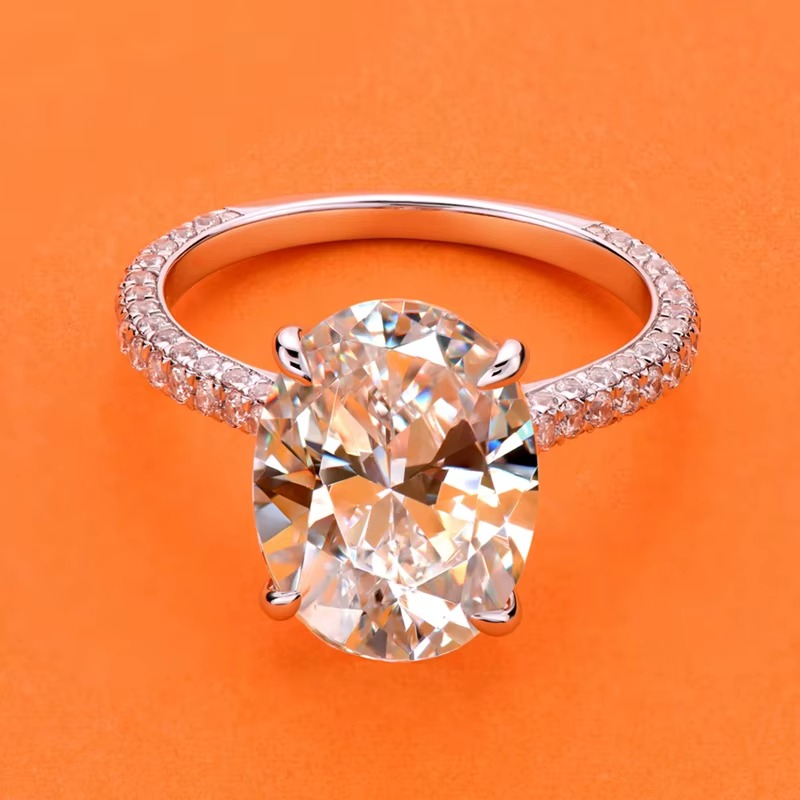 Anel Pedra Oval Moissanite - 100% Prata 925