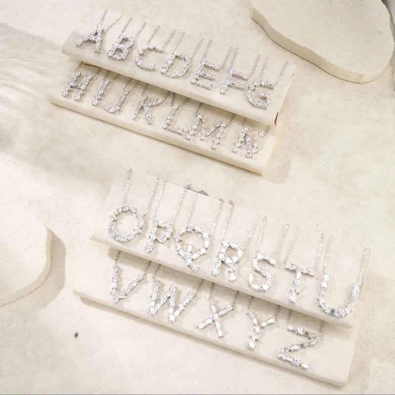 Colar Inicial Moissanite Luxo - 100% Prata 925