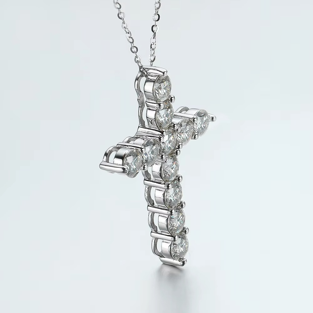 Colar Crucifixo Moissanite - 100% Prata 925