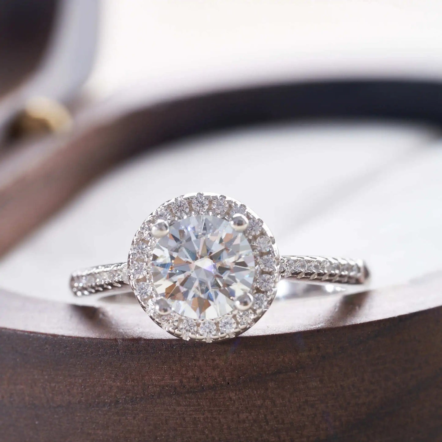 Anel Celina Moissanite - 100% Prata 925