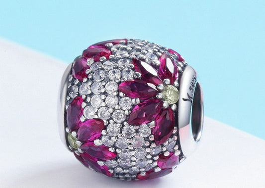 Charm Flor do Campo - 100% Prata 925 cravejada com zircônias