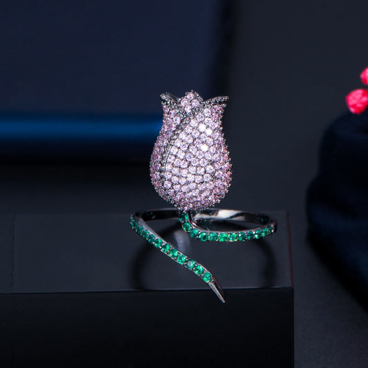 Anel Rosa Crystal - Cravejado com Zircônias