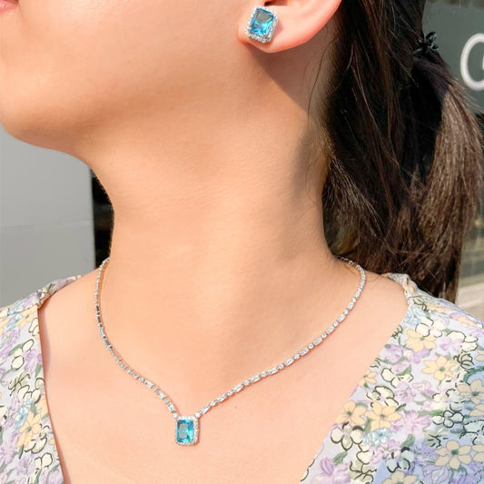 Conjunto de Colar e Brincos York - Cravejado com Zircônias