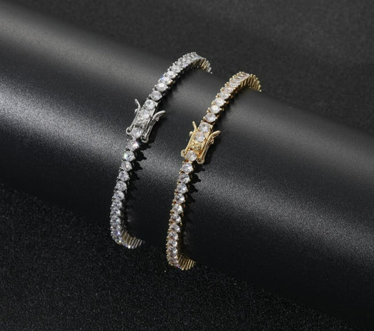 Pulseira de três pontas Paris - Cravejada com zircônias