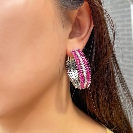 Argola Pink Mood - Cravejada com Zircônias