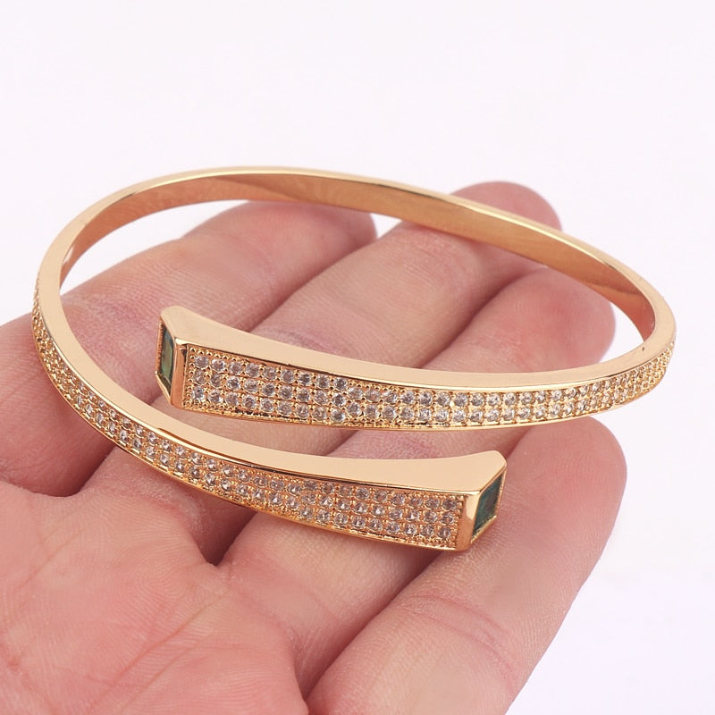 Bracelete Esmeralda Gold - Cravejado com Zircônias