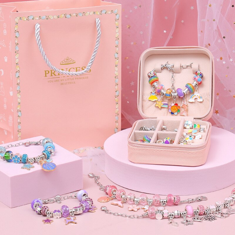 Kit de Pulseiras e Berloques Princess